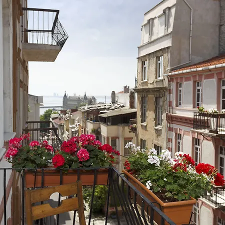 Hush Lounge אכסניה *