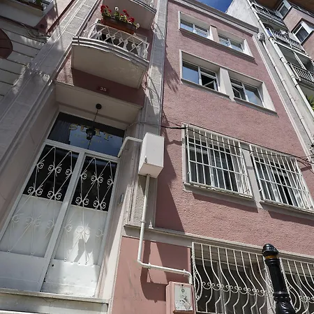 Hush Lounge אכסניה *