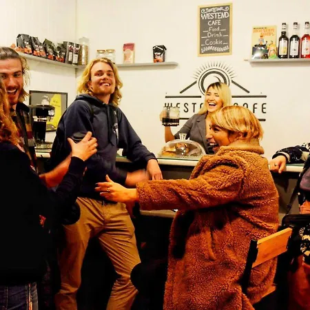 Albergue Hush Lounge *