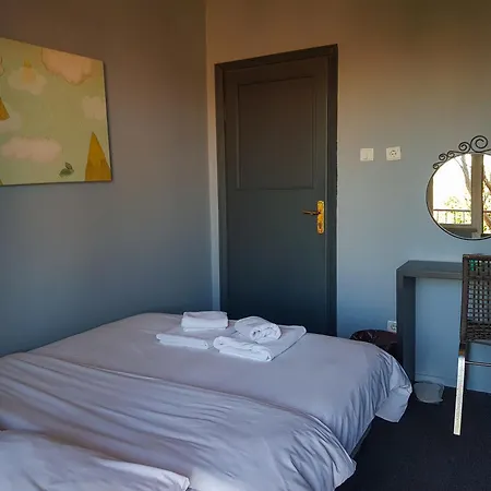 Hush Lounge Hostel *