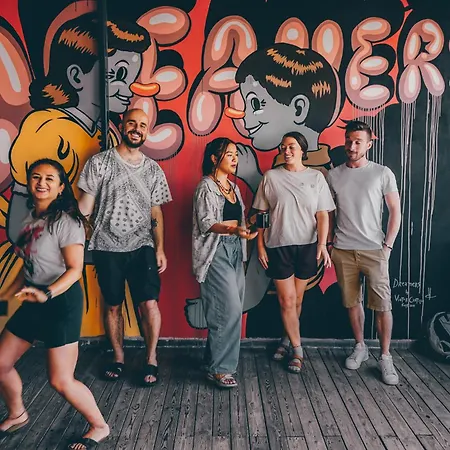 Hostel Hush Lounge