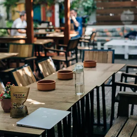 Hush Lounge Hostel