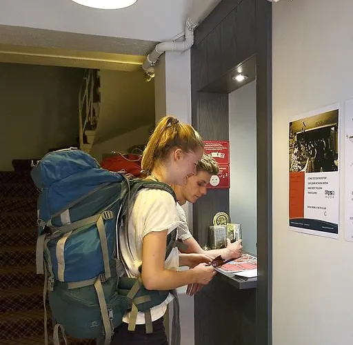 Хостел Hush Lounge