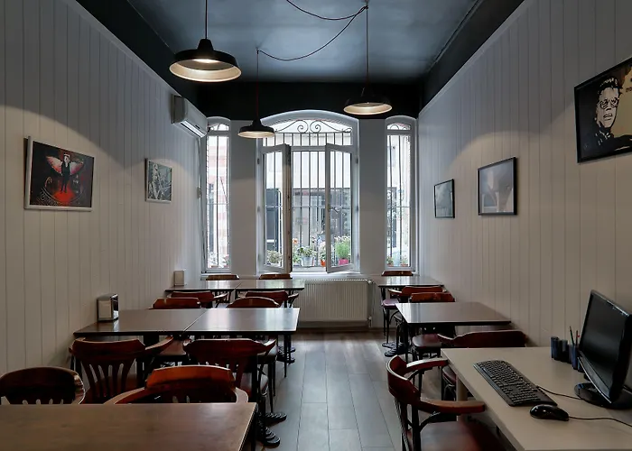 Hush Lounge Hostel Istanbul